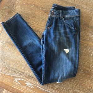 Hudson straight jeans size 27